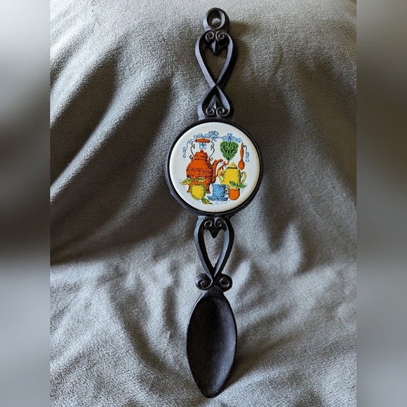 Vintage Price Imports Iron Trivet / Hot Plate...Japan Heavy Spoon Shaped - Picture 1 of 5